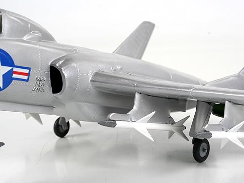 Miniatura 5 de Revell Of Germany F-7U-3 Cutlass