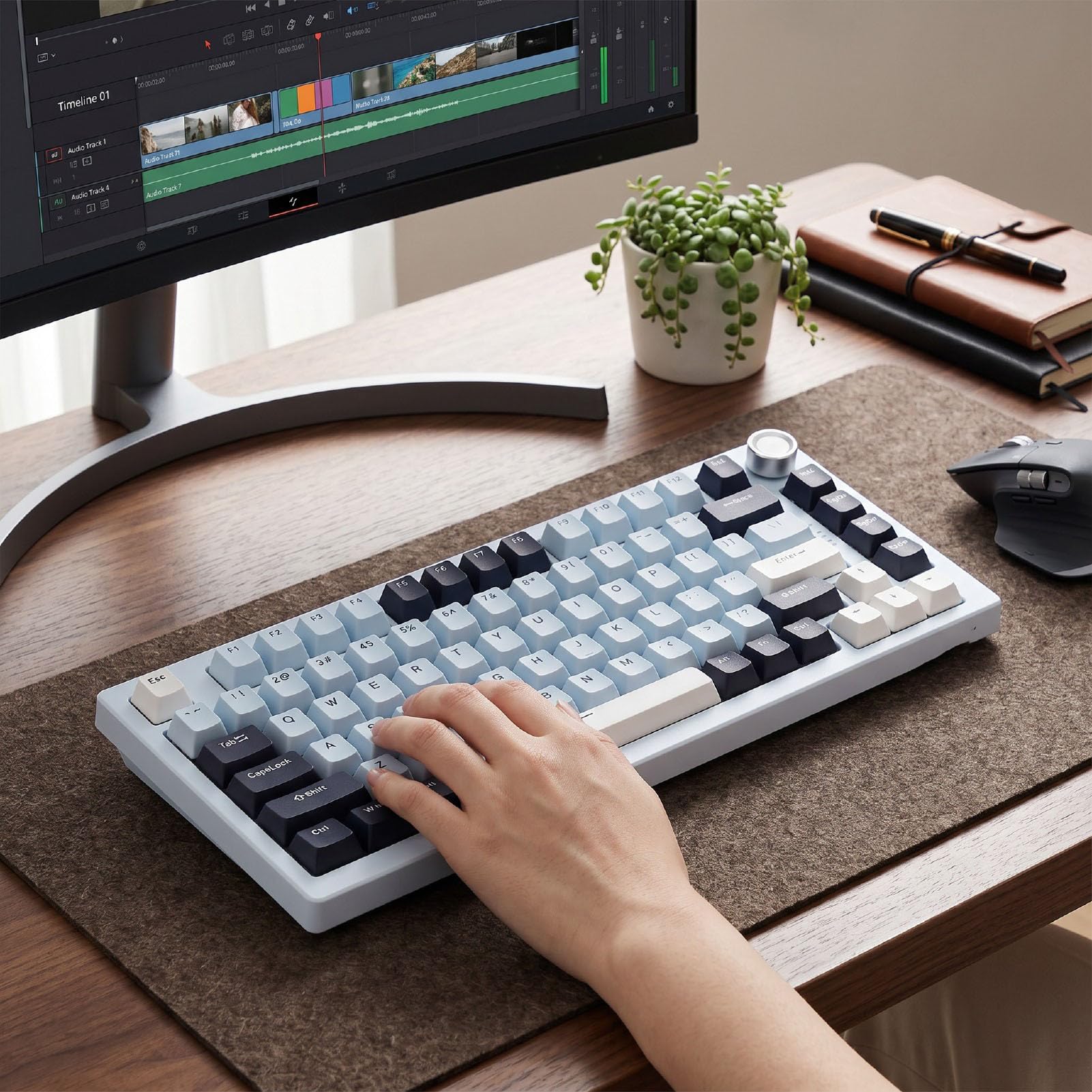 Luocute Tastiera Meccanica Wireless, Layout 81 Tasti 75% con Interruttore POM Blu 16 Milioni di Retroilluminazione RGB PBT Struttura Guarnizione Sostituibile a Caldo, per PC Portatile da (Blu Islanda)