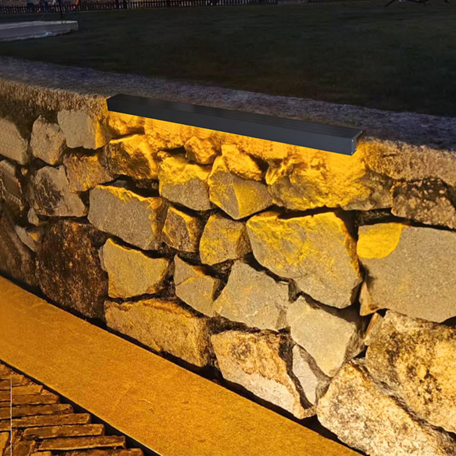 LED Solar Wandleuchten Aussen IP65 Wasserdicht Modern Metall Wandbeleuchtung mit Dämmerungssensor Außen Solarlampen Wandleuchte für Garten Terrasse Korridor Vordach (Goldenes Licht,17cm)