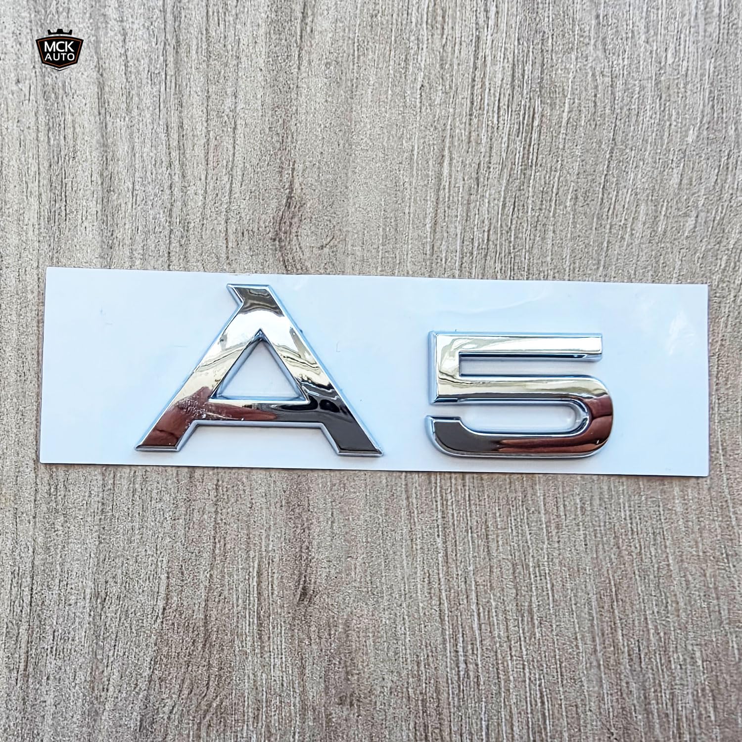 Logo posteriore A5 argento lucido modifica tuning