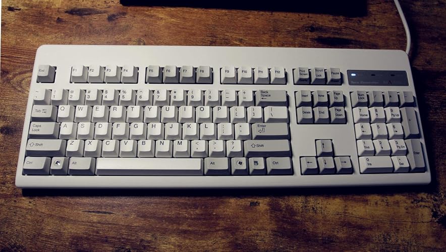 Amazon.co.jp: 東プレ キーボード REALFORCE104UB 英語配列 USB 有線