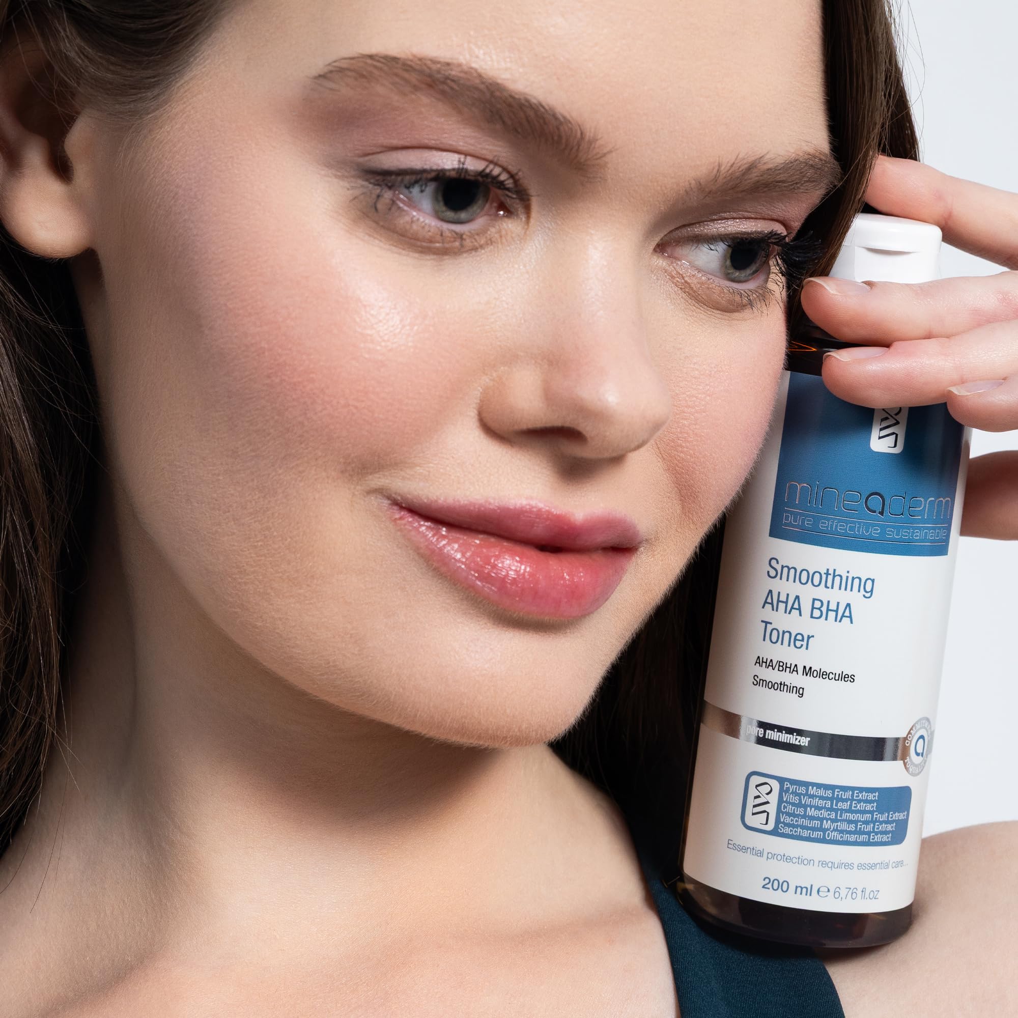 Mineaderm Smoothing Aha Bha Toner 200 ml