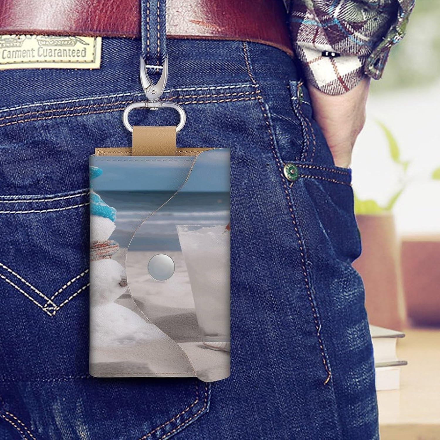 Snowman Bech Key Case Leather Car Key Chain Card Holder Wallet Pouch Keys Money Organizer Case Snap Closure image 5