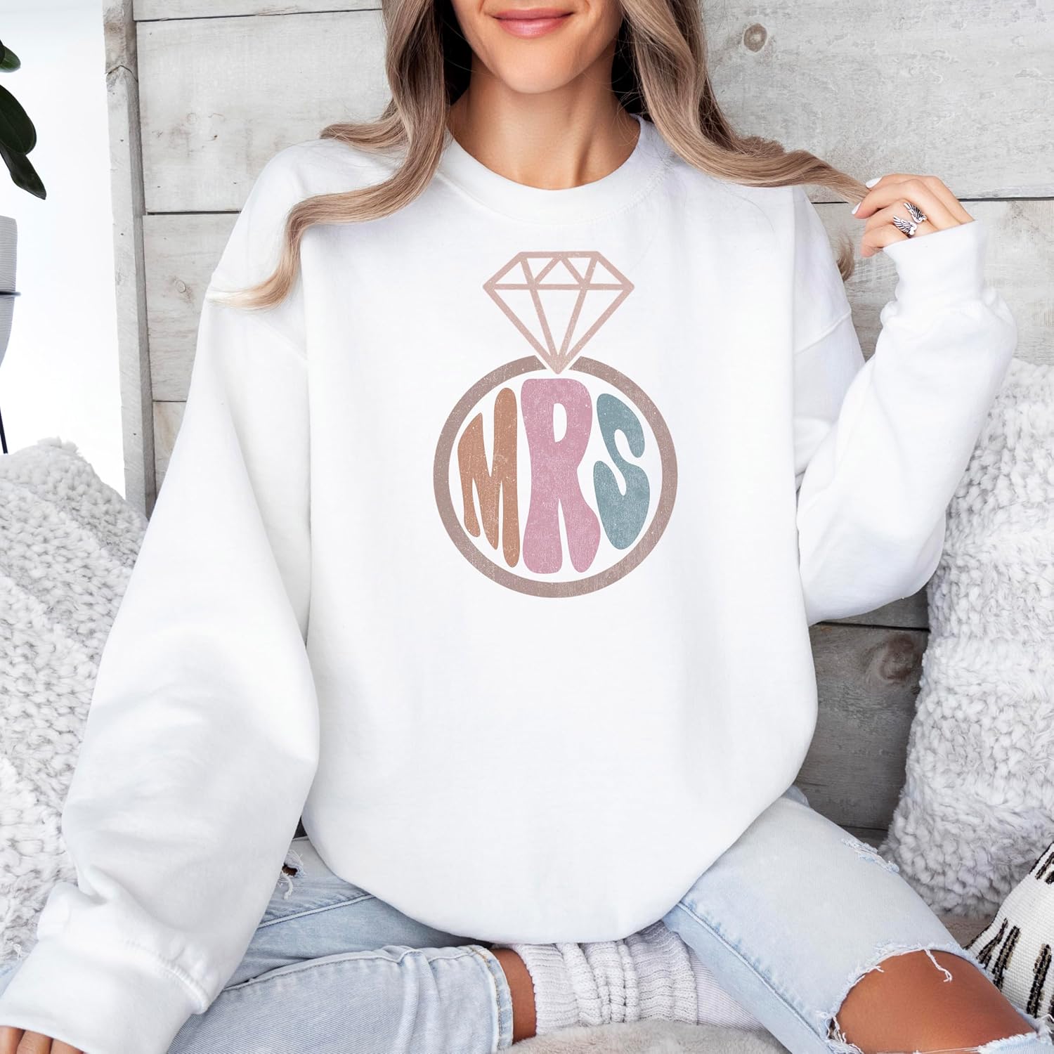 Olive Loves Apple Mrs. Groovy Retro Bride Wedding Ring Sweatshirt for Bridal Shower Gift