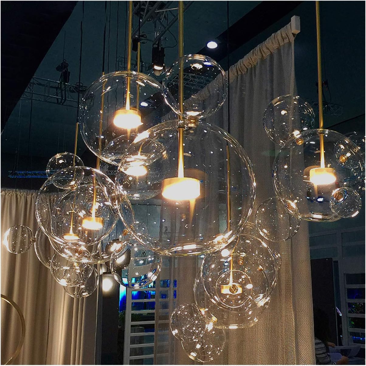 RUOQI Nordic Restaurant Bubble Ball LED Chandelier Bar Window Gallery Living Room Lamp Creative Glass Magic Bean Molecular Chandelier