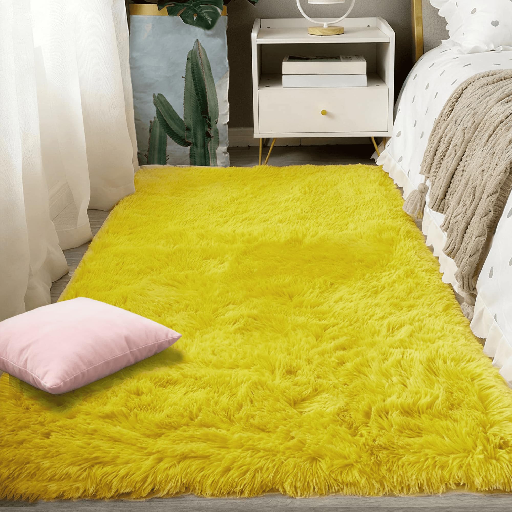 Tapis ultra doux jaune lavable et antidérapant de grand format
