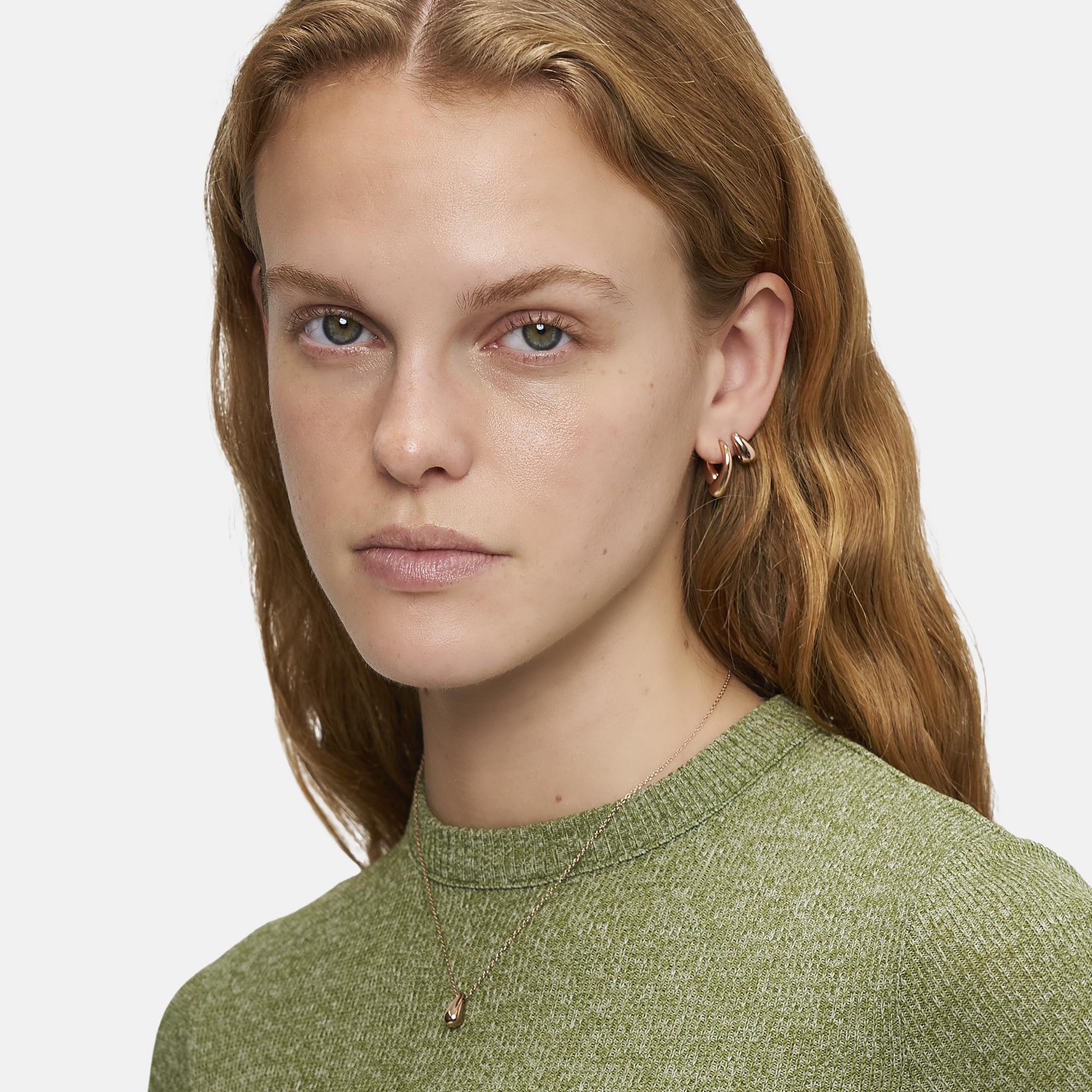 LIEBESKIND BERLIN Damen Tropfen Schmuck – Edelstahl-Ohrringe und Kette mit angesagter Tropfenform - modern & zeitlos