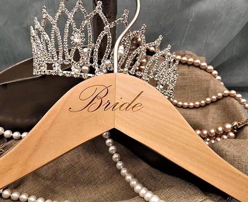 Miniatura 5 de NAHANCO B20117 - Colgador de novia de madera blanca con impresión negra (novia), 17 pulgadas (1 pieza), blanco con impresión negra