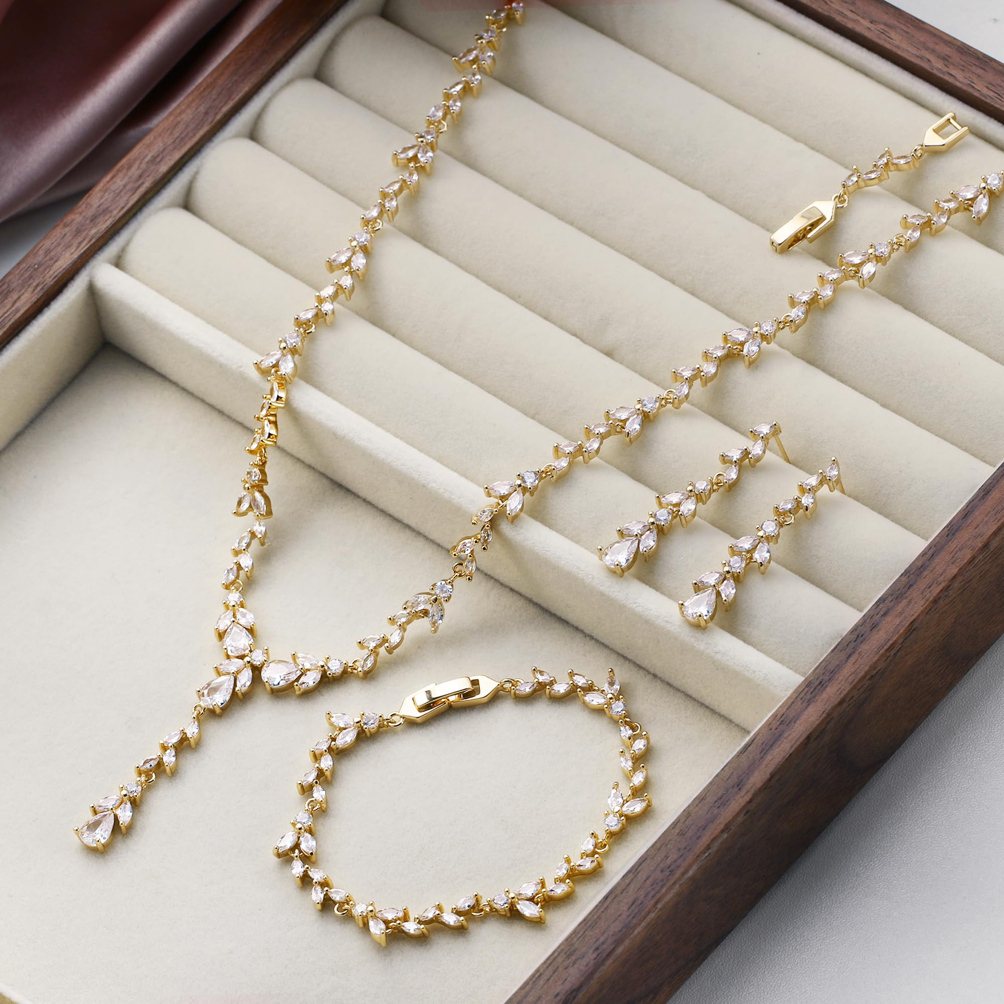 EVER FAITH Juego de joyas para mujer, fiesta de novia, elegante hoja marquesa con circonitas, collar y pendientes en forma de Y, pulsera para bodas, banquetes y fiestas