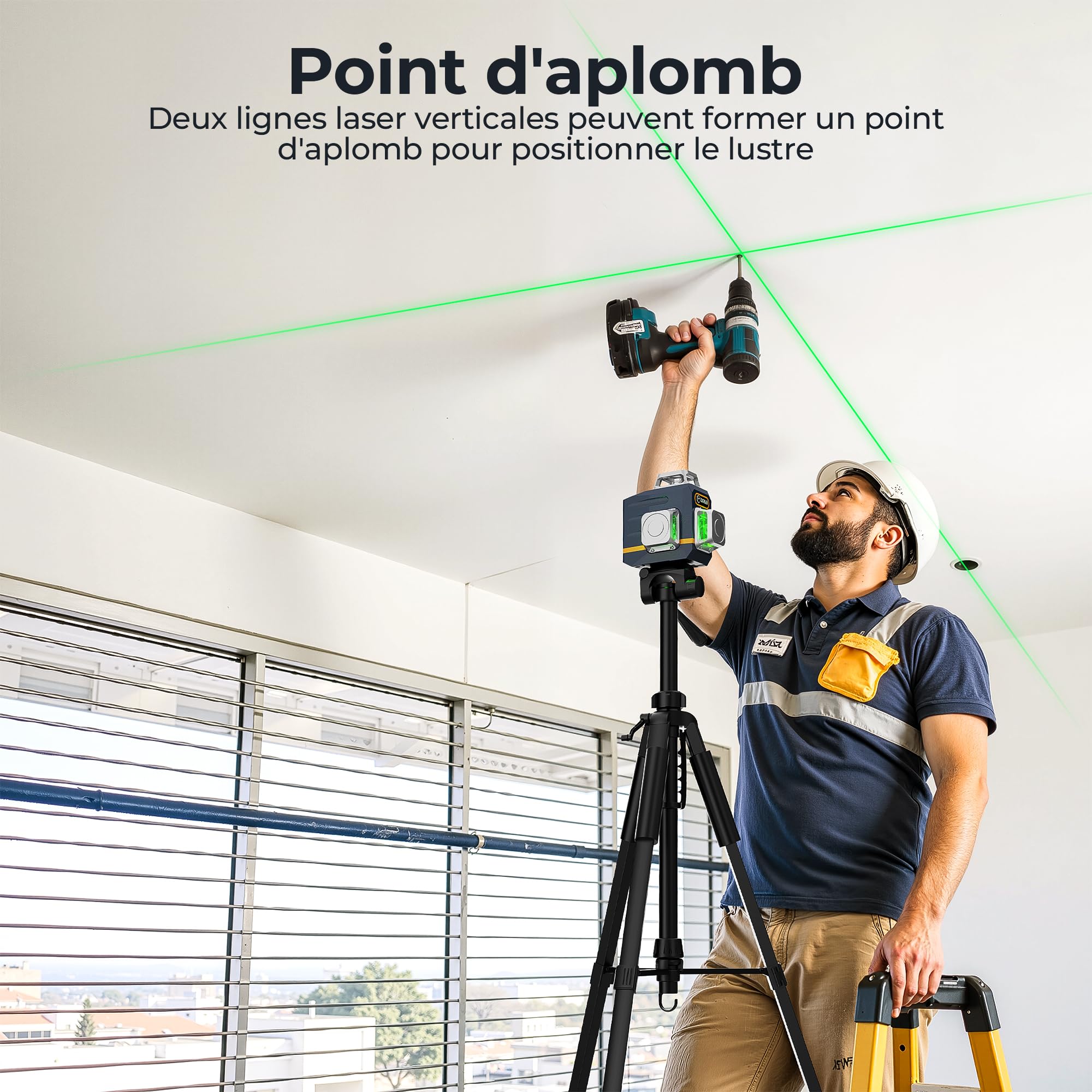 CIGMAN Niveau laser vert 3x360°, laser de chantier à nivellement automatique, distance 30m, 9 hours batterie Li-Ion, avec télécommande, support magnétique, trépied pivotant, sac de transport antichute