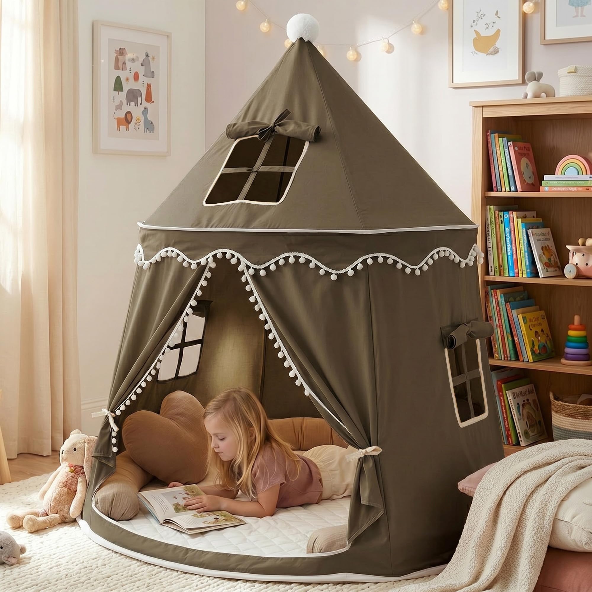 ALRITHO Play Tent for Children (Gecko Green) Made of Soft Silky Cotton Fabric, 1 Entrance & 3 Windows (TripleAir Effect), Includes Bag & Floor Mat, Sturdy Playhouse, Teepee for Boys and Girls