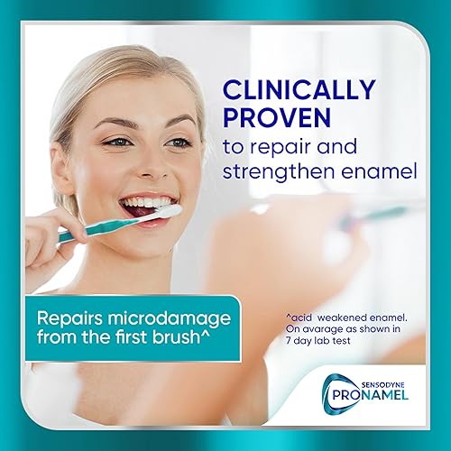 Miniatura 10 de Sensodyne Pronamel Pasta dental clínica fortalecedora de esmalte, acción blanqueadora, 3.4 onzas (paquete de 3)