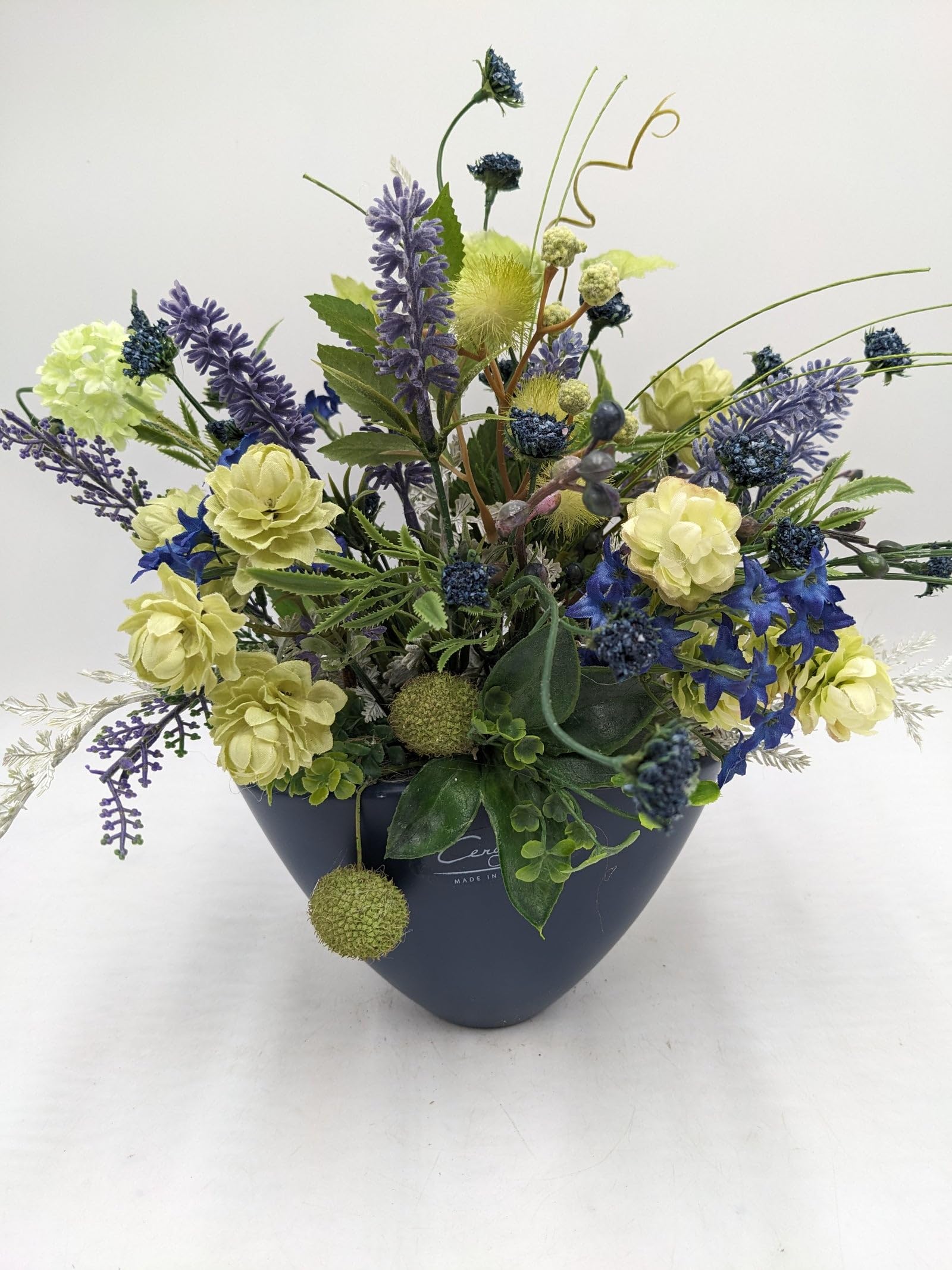 Sommergesteck Lavendel Gräser Hortensien blau grün
