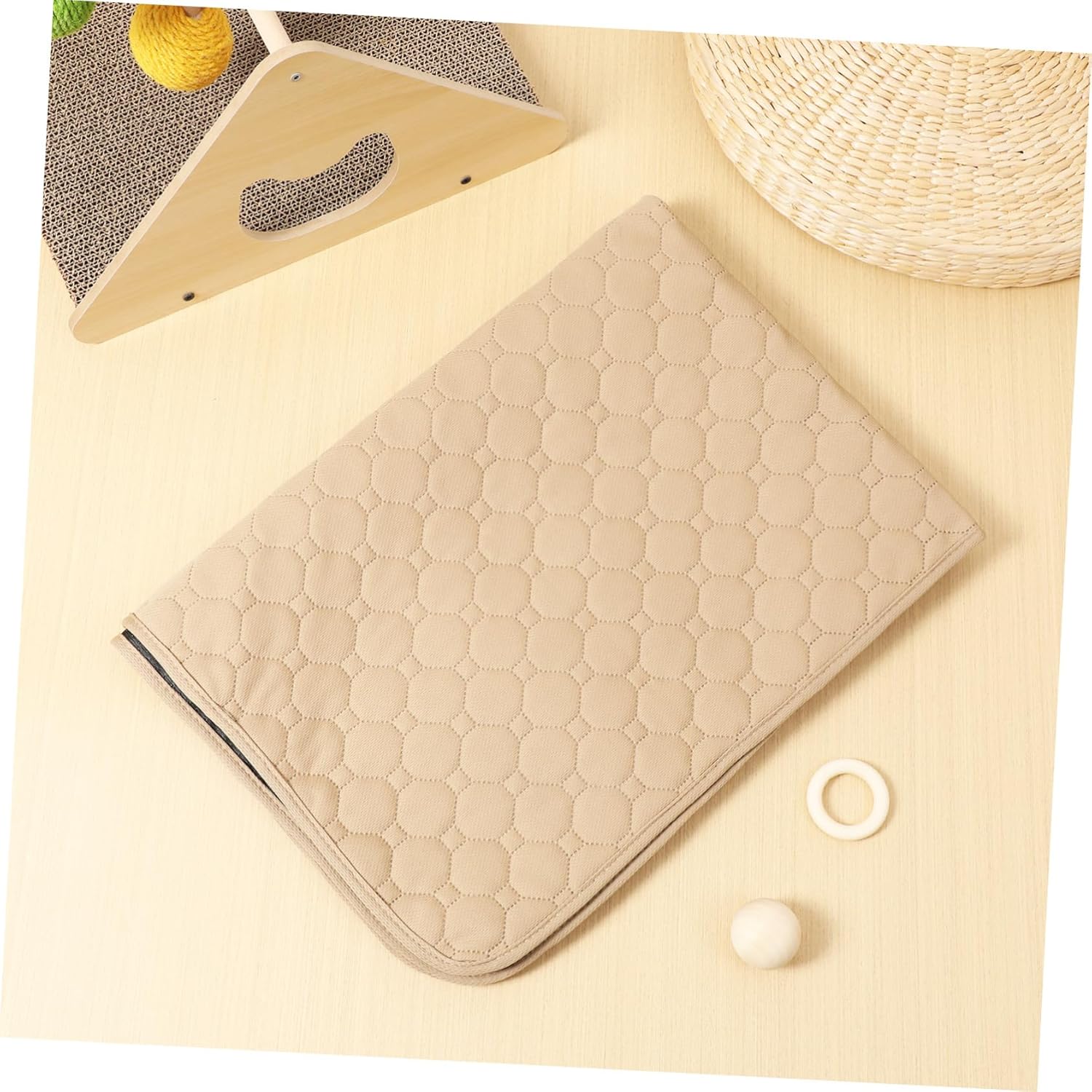 2Pcs Dog Pee Mats Super Absorbent Pet Pads for Cats Dogs Non Slip Training Pads Washable Reusable Potty Mats for Indoor Use