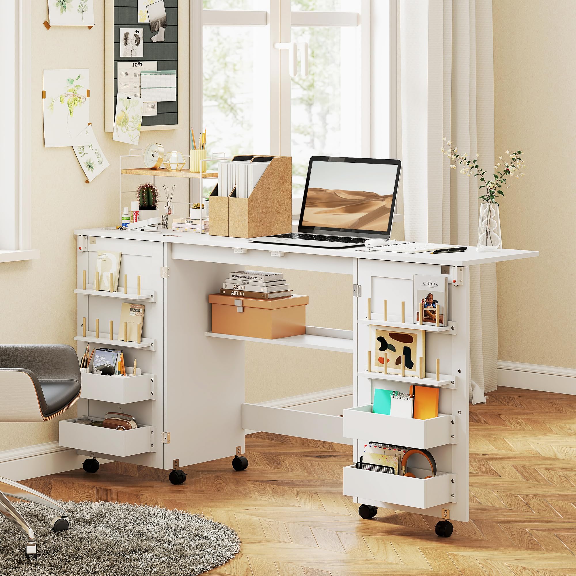 HOMCOM Mesa de Costura Plegable con 6 Ruedas, Mueble para Máquina de Coser con 20 Clavijas para Hilos, 4 Compartimentos, Estante, Armario de Costura para Estudio, Salón, Dormitorio, Blanco