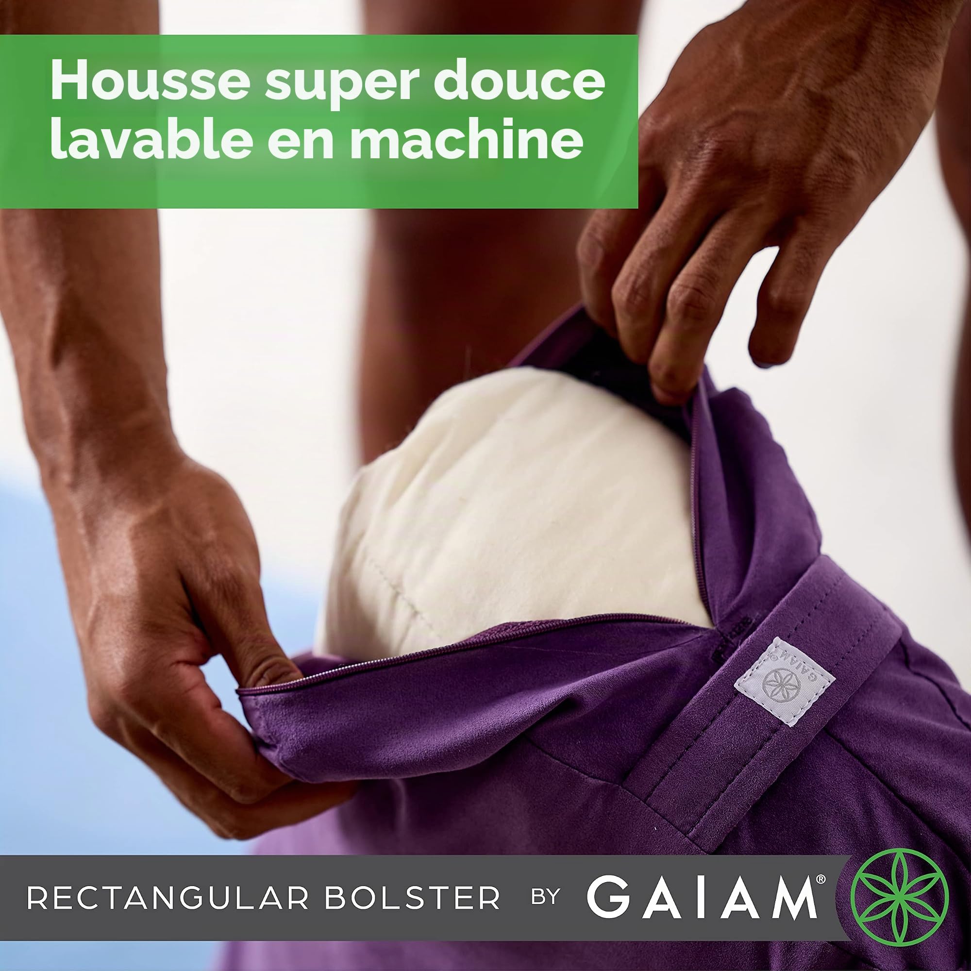 Gaiam Traversin de Yoga – Long Coussin de méditation rectangulaire – Coussin de Soutien pour Yoga réparateur et Assise sur Le Sol – poignée de Transport intégrée – Housse Lavable en Machine