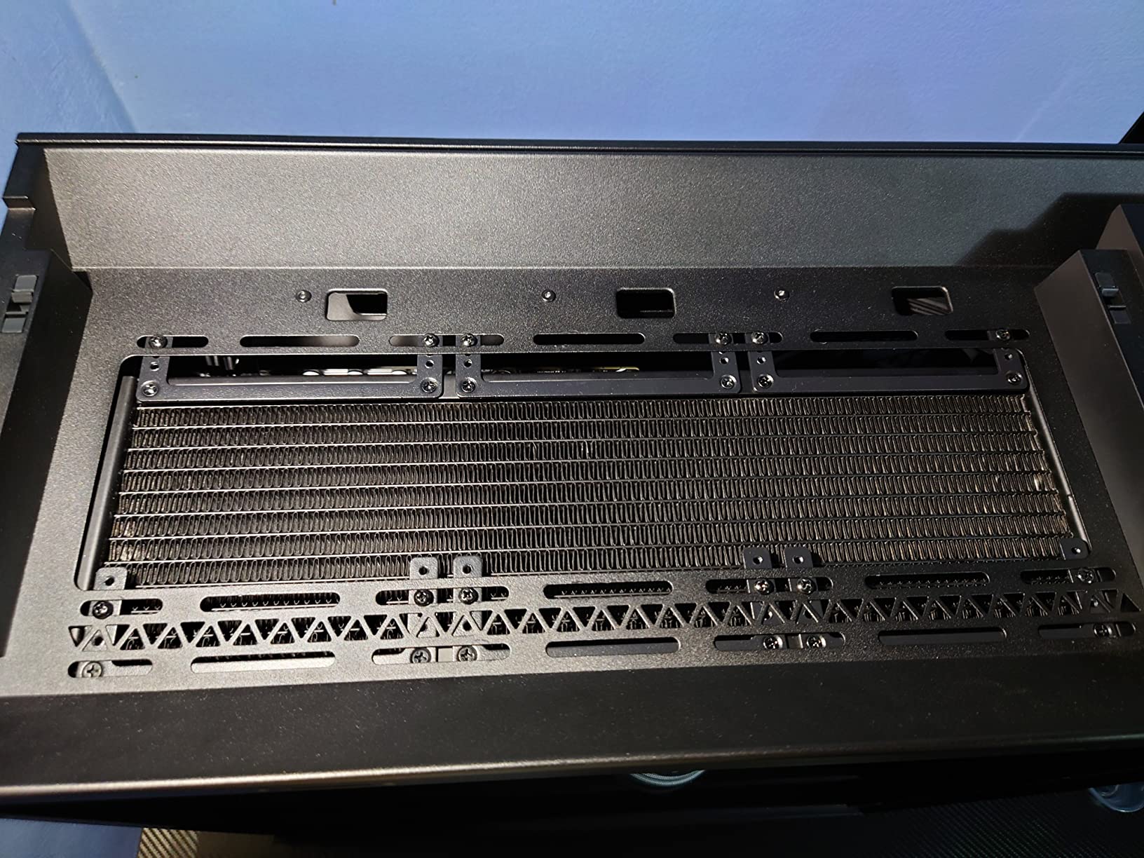 Amazon.com: Lian Li RB-001 Radiator Offset MOUNTING Bracket Black 011D ...