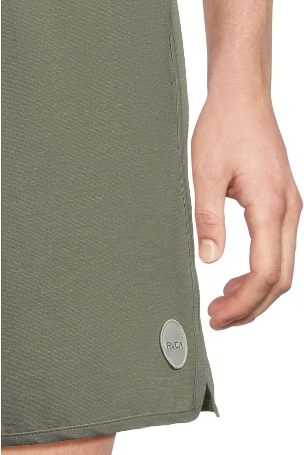 RVCA Men's Yogger Hybrid 17