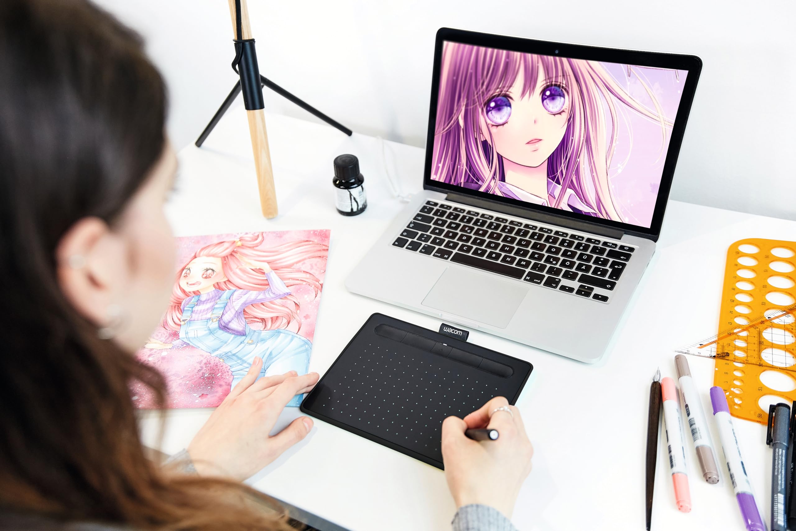 WACOM Intuos S BLT czarny edycja manga