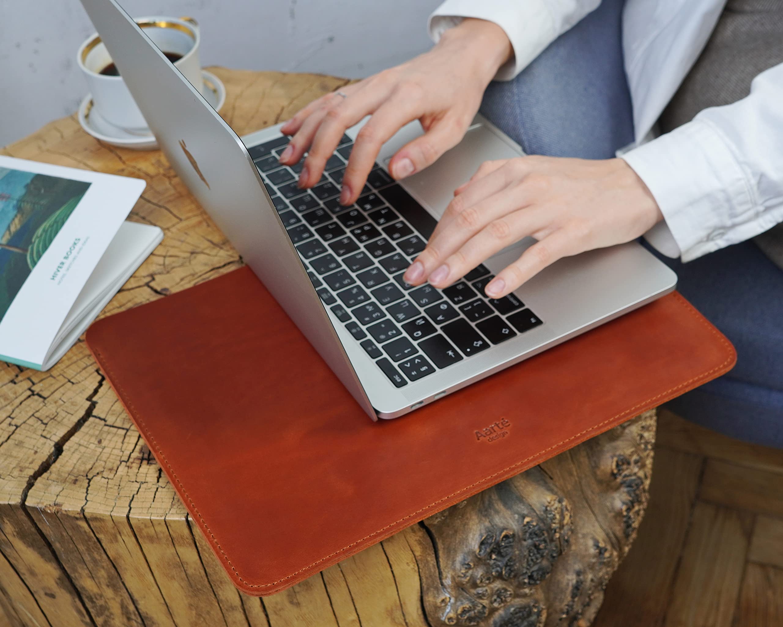 Funda de piel auténtica vintage de 14 pulgadas para MacBook 14 Pro 2021 M1 A2442 funda suave hecha a mano para Mac 14 bolsa de transporte (horizontal, coñac vintage)