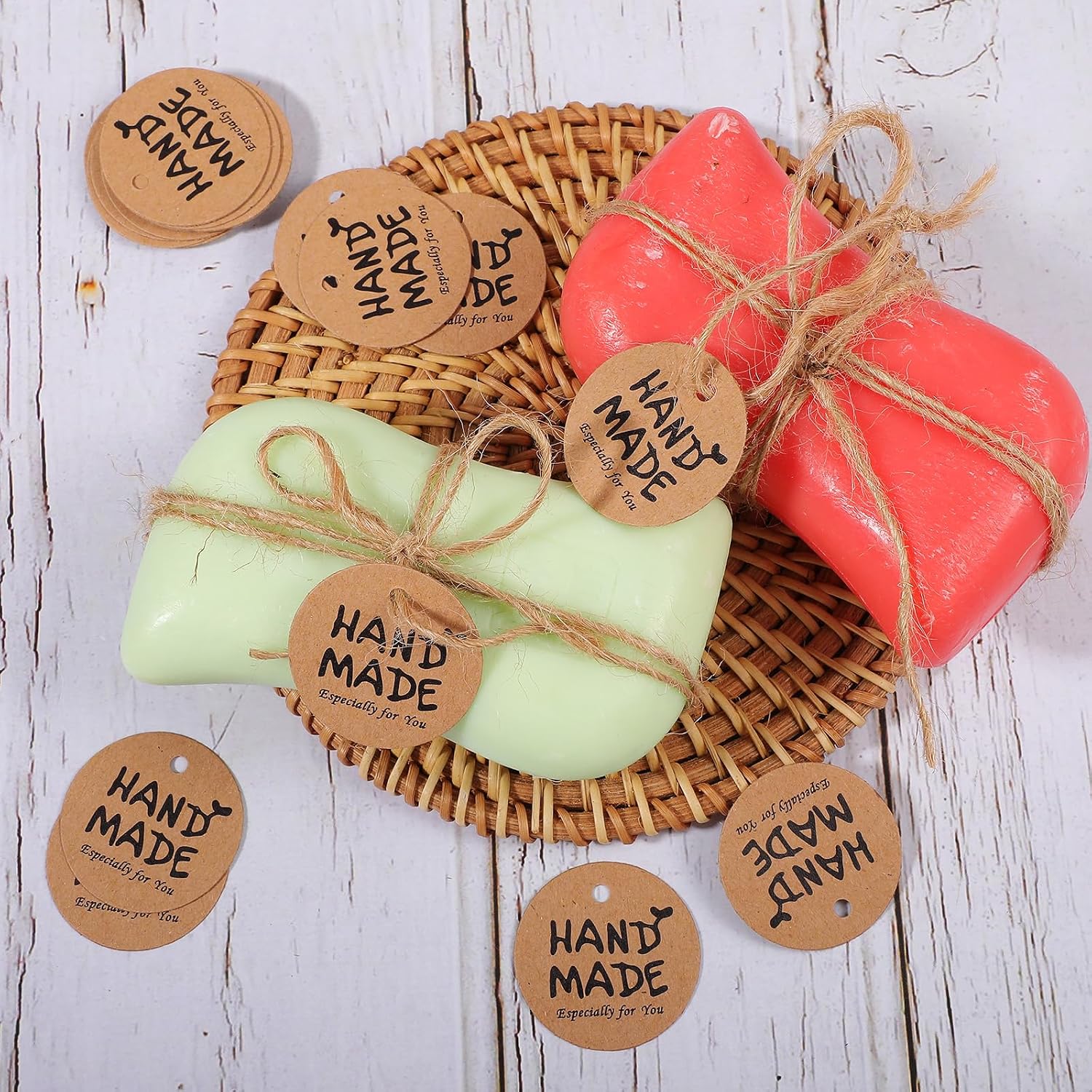TIESOME 200Pcs Handmade Tags, Brown Paper Gift Labels with Twine String 1.2” Round for Home Made Crafts Candle Tins Wedding & Birthday Party Favors