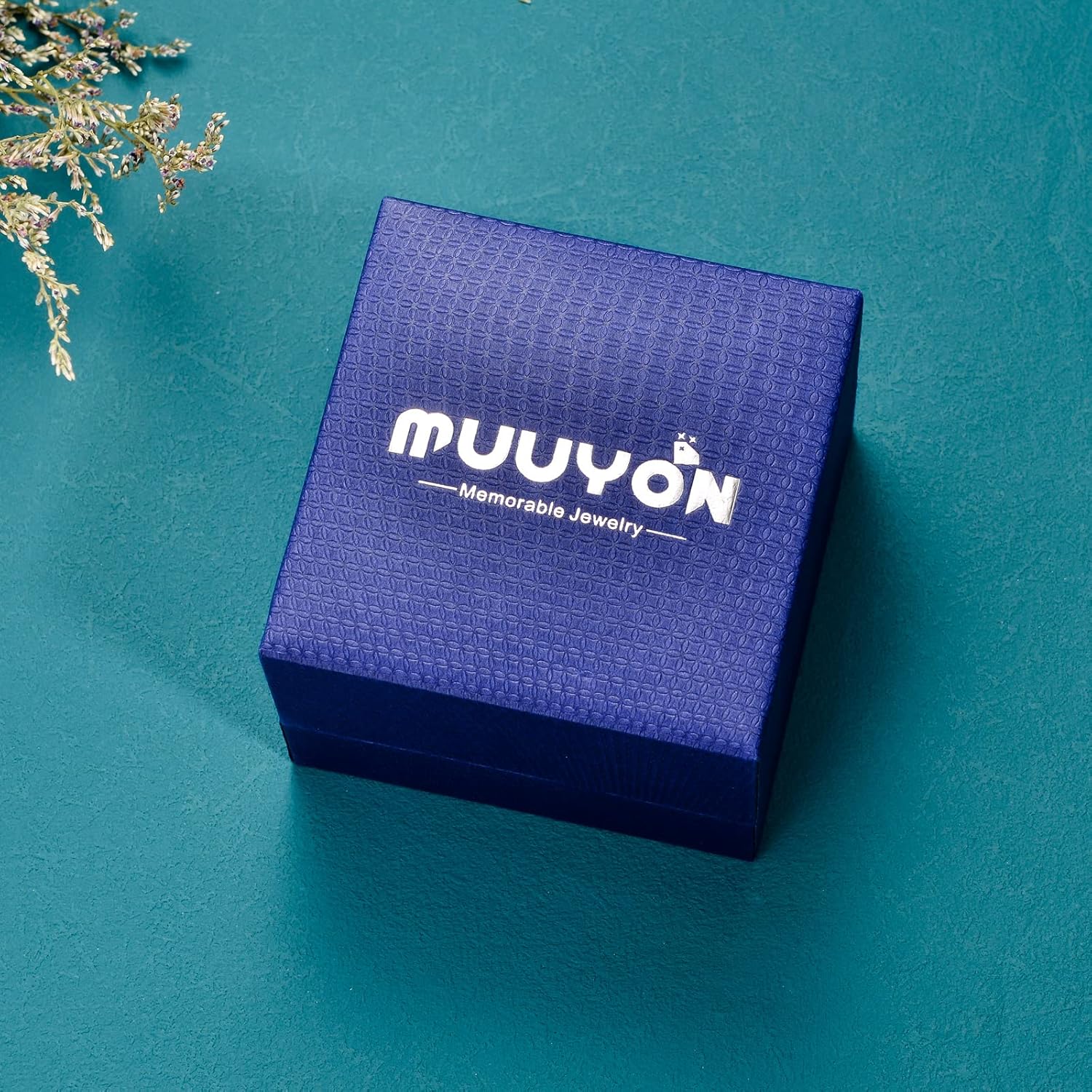 1.25CT Claddagh Ring Set for Women 10K/14K/18K Solid Gold Moissanite Claddagh Ring Wedding Band Valentine's Day Jewelry for Mother Women Ladies Her