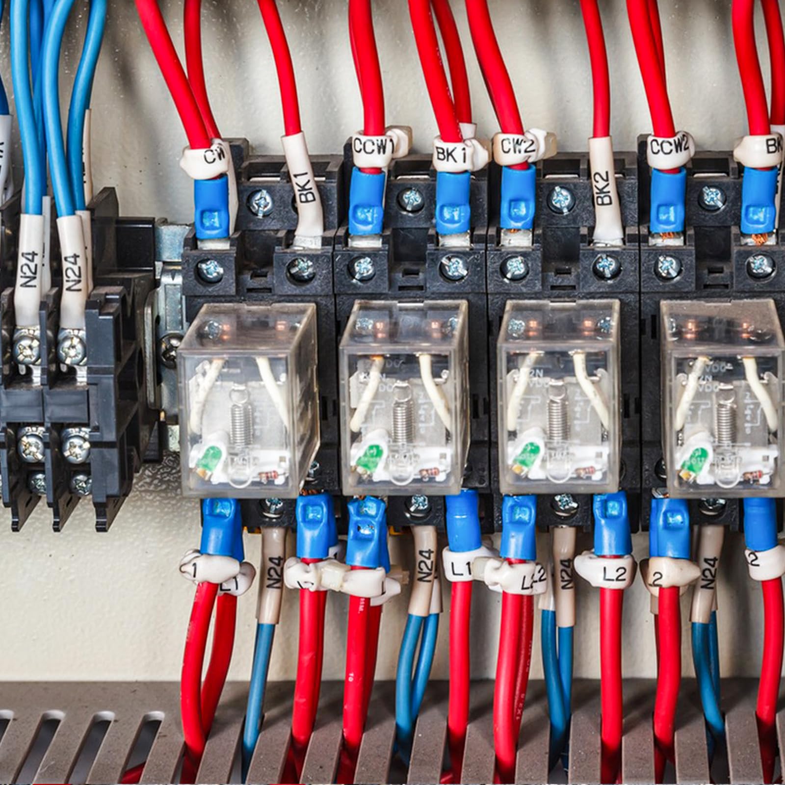 60 sztuk końcówek kablowych oczkowych 1,5-2,5 mm² niebieskie złącze zaciskowe 16-14 AWG Ø otworu M3, M4, M5, M6, M8, M10, M12, okrągłe, 7 rozmiarów
