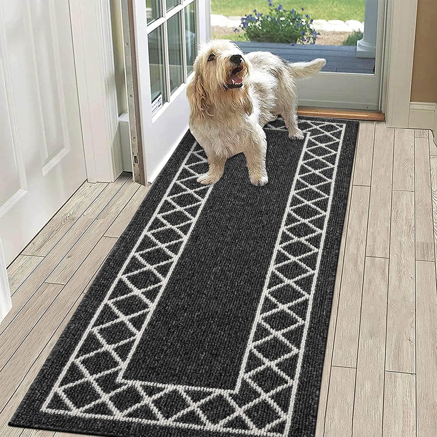 SHACOS Runner Rug for Entryway Non Slip 50 x 150 cm Hallway Hall Runner Rug Washable Narrow Rugs Carpet Runners for Hallway Kitchen Entryway Black