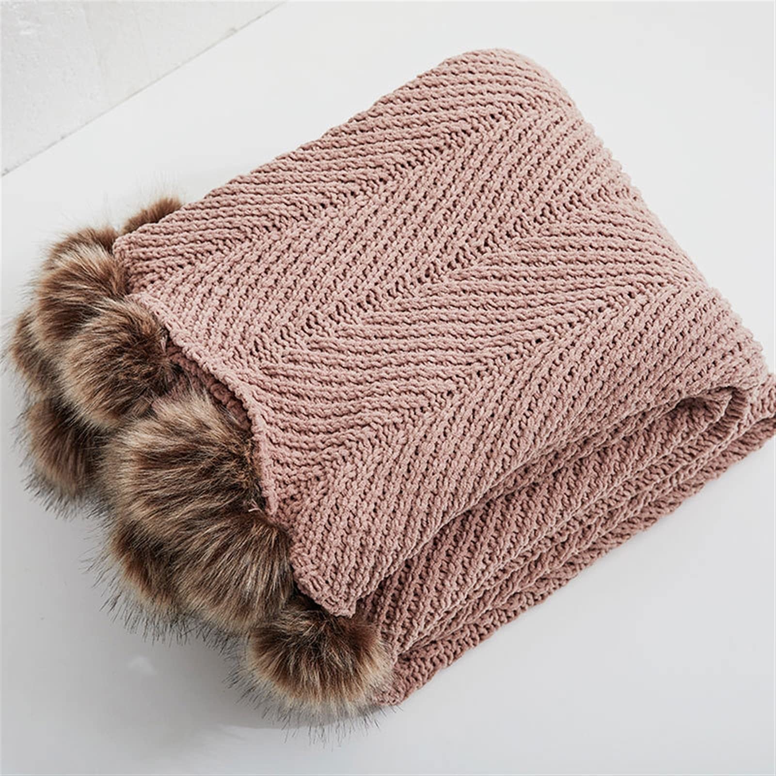 Couverture tricotée chunky rose 130x160cm idéale pour vos soirées télé cocooning