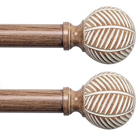 Extendable Wooden Curtain Rods: Ergonomic Home Decor with an Adjustable Touch