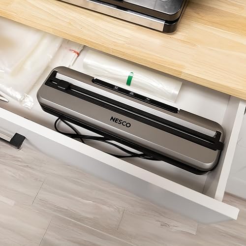 Miniatura 7 de NESCO VS-74S - Máquina selladora al vacío, 3 modos, cortador integrado, aspiradora suave para alimentos frágiles, puerto externo de recipiente, 20