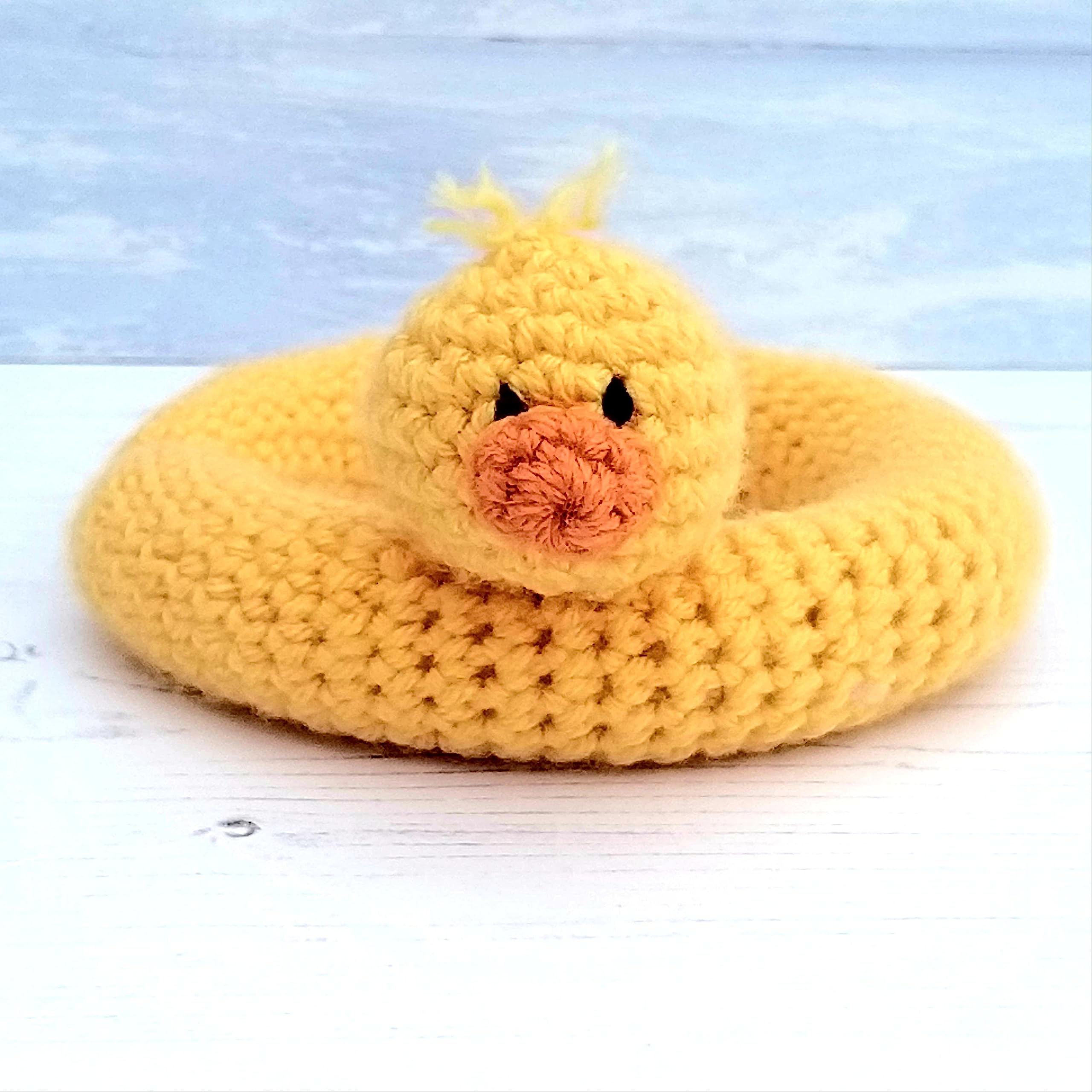 WeeWoollyWonderfuls Crochet Kit - Henry the Hippo Luxury Crochet Craft Kit, Silver Grey and Yellow, 29cm - Image 6