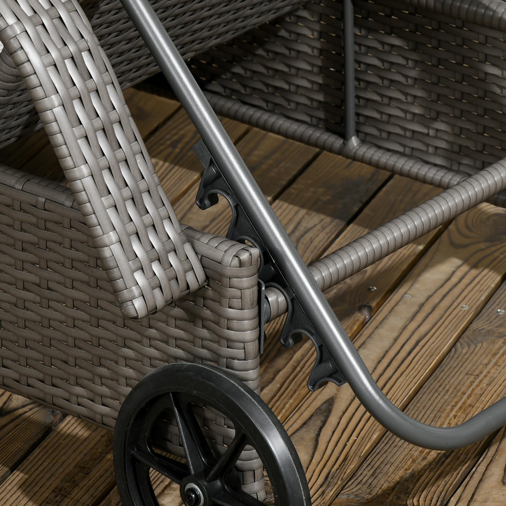 Outsunny Sonnenliege Gartenliege Tisch 3er-Set Gartenmöbel, Polyrattan+Metall Grau+Dunkelgrau