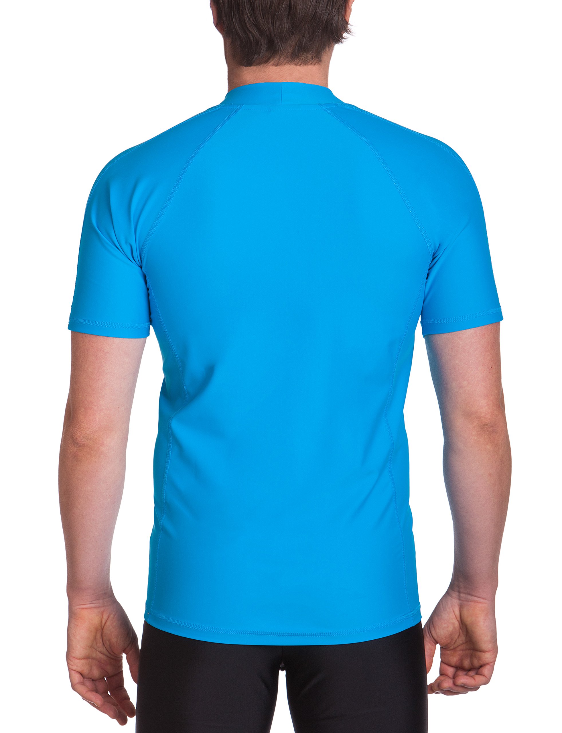 iQ-UV Rashguard Uomo Slim Fit – Maglietta UV Protezione Solare UPF 50+ – Surf e Nuoto – Maglia Anti UV Uomo – Materiale Riciclato – Maglia Termica Piscina – Traspirante e Asciugatura Rapida