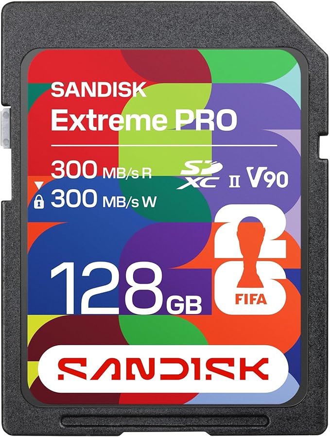 SANDISK Carte SD UHS-II Édition Coupe du Monde de la FIFA 2026 de 128 Go (Vitesses de Lecture et d’écriture Jusqu’à 300 Mo/s, V90, 8K, l’Application de Bureau SanDisk Memory Zone)