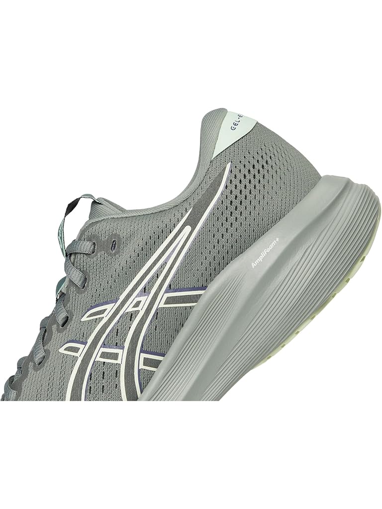 Green ASICS Gel-excite 11