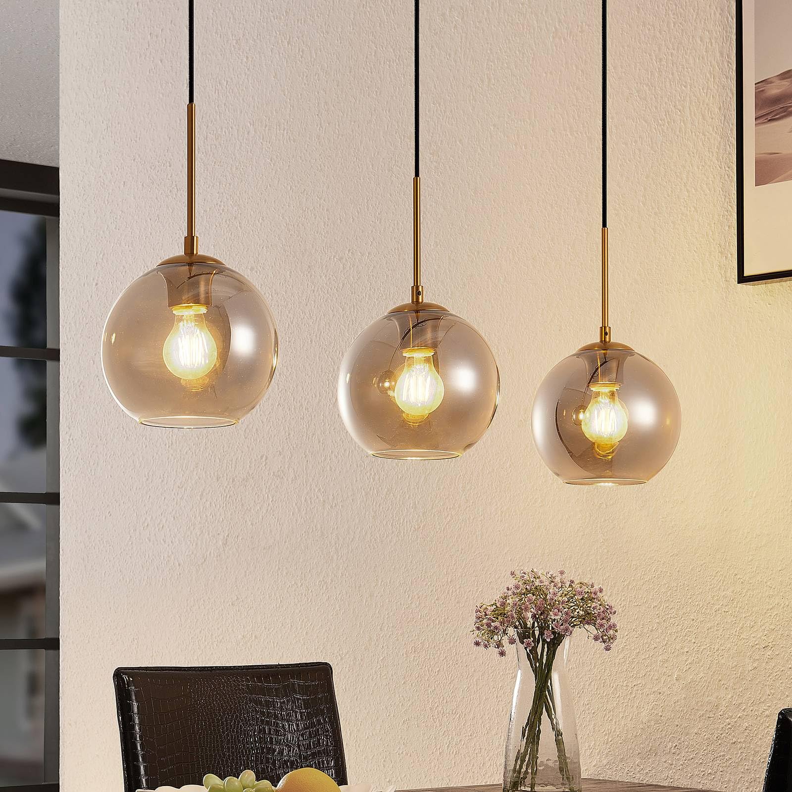 Lindby Lampadario a Sospensione Moderno 3 Sfere in Vetro Fumè, Luci E27 Sospeso Bolle per Cucina Sala da Pranzo Soggiorno Tavolo Ristorante Metallo 110 cm