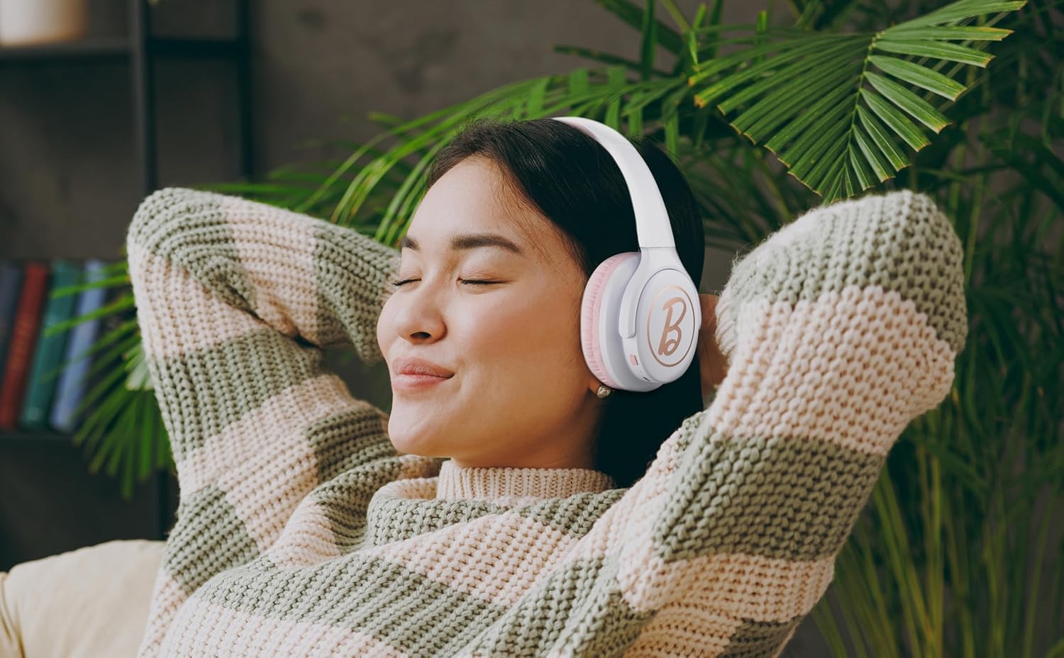 eKids Barbie Wireless Headphones with Microphone, Bluetooth Headphones Include Aux Cord, Earphones for School, Home, or Travel - Image 5