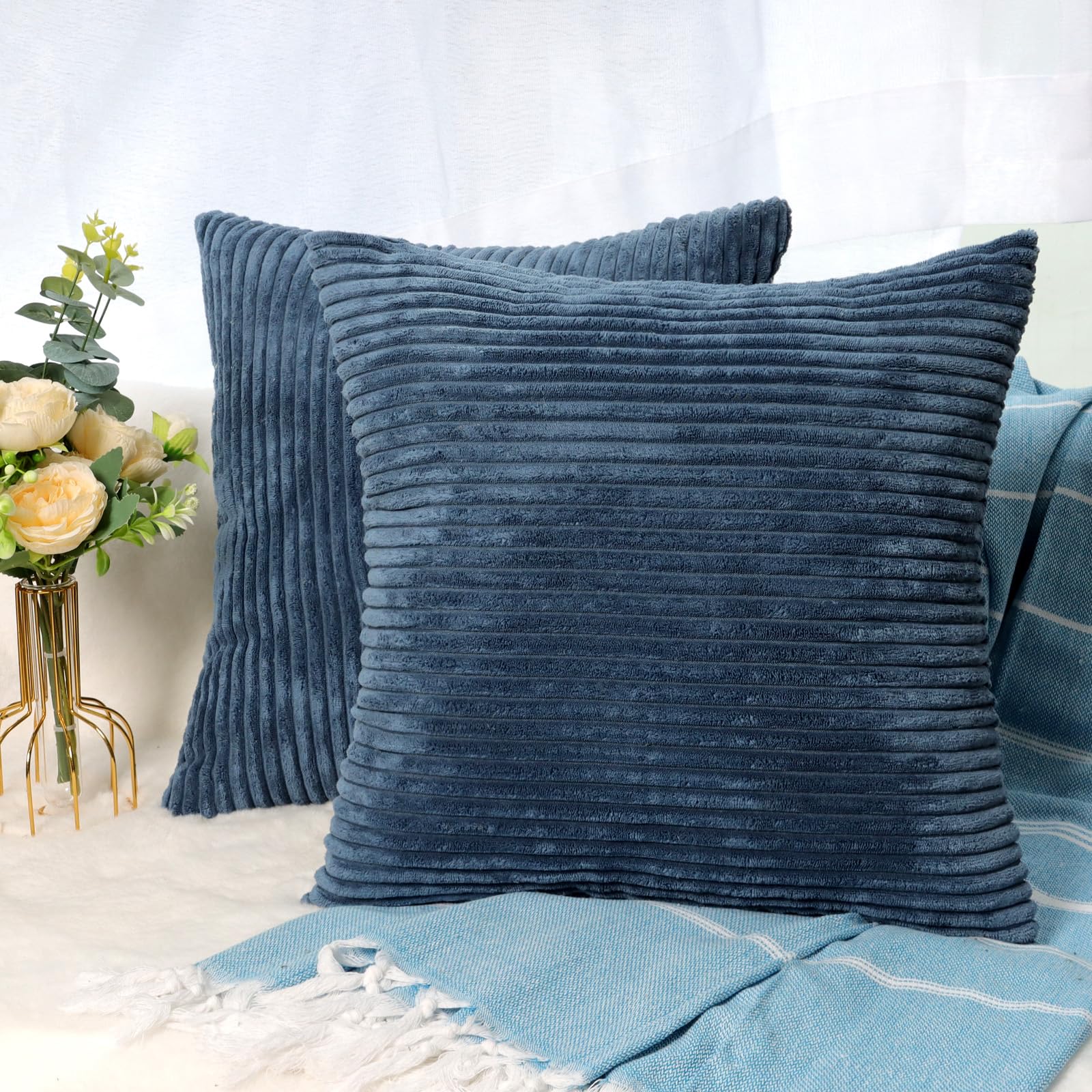 CALIYO Kissenhülle Kord Uni 2er Set, Kissenbezug 45x45 Kissenbezüge für Zierkissen Dekokissen Sofakissen Couchkissen in vielen Farben.