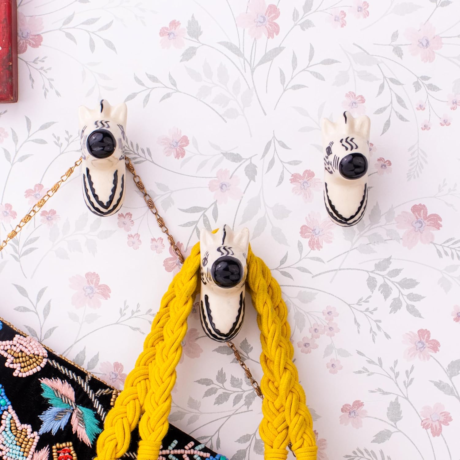 Indian Shelf 3 Pieces Hat Hooks for Wall Ceramic Kids Horse Wall Hooks Unique Animal Farmhouse Towel Hooks Coat Rack Wall Mount for Hanging Coats, Towel, Backpack, Purse, Hat, Jewelry & More