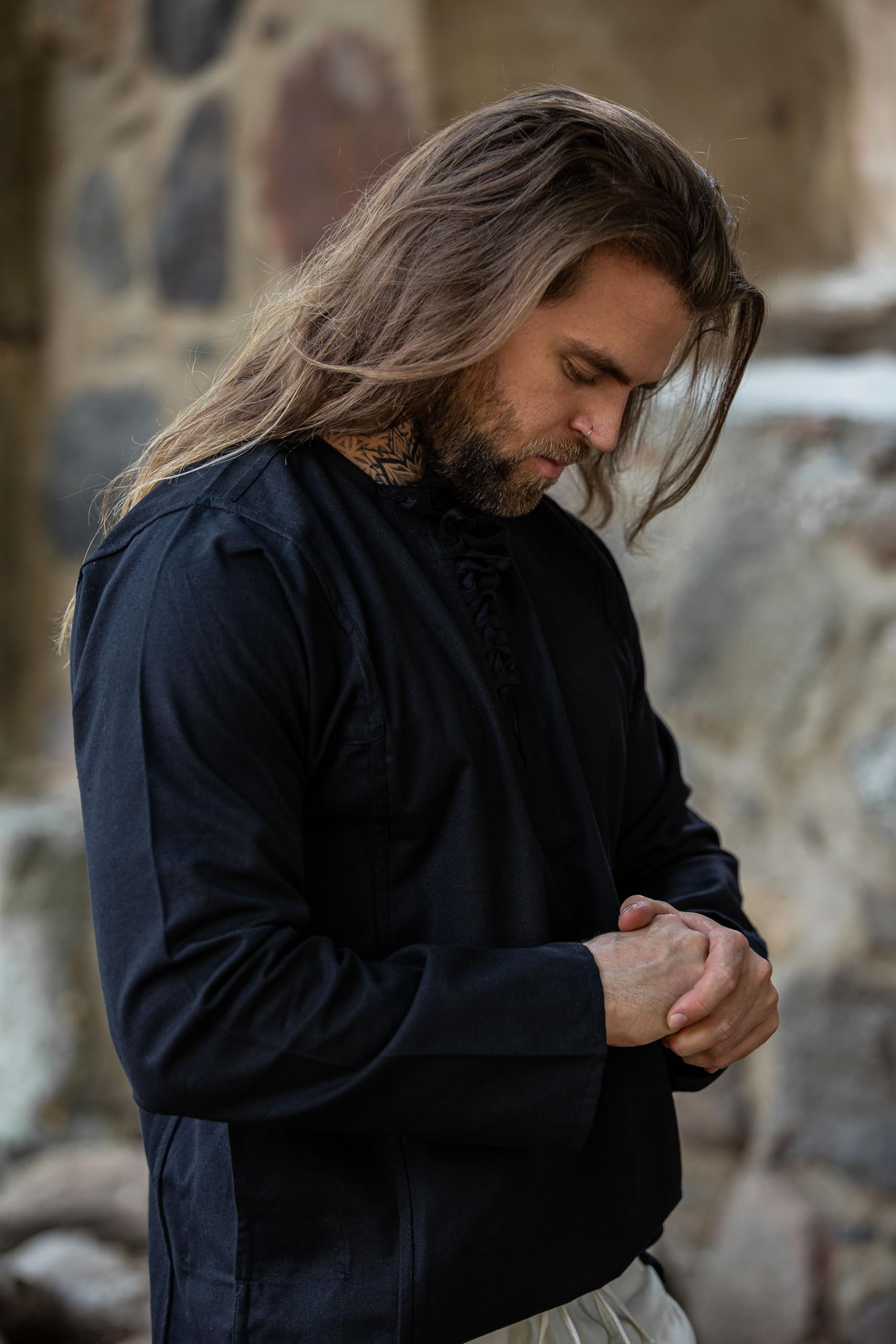 Leonardo Carbone® Miękka koszula Felix - średniowieczna odzież, średniowieczna koszula męska, odzież LARP, strój festiwalowy, kostium męski, kostium na karnawał, koszule rekreacyjne z długim rękawem -