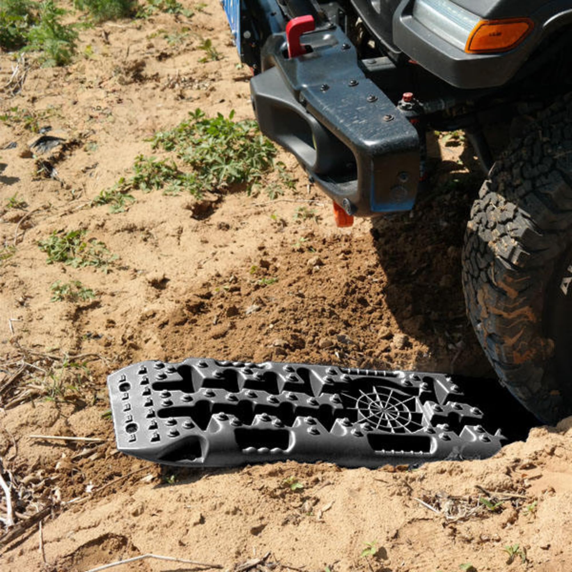 Juego de 2 Planchas de Desatasco 10T Con base para gato jack, Bolsa y soportes para baca incluidos. Offroad 4x4 - Barro, Arena, Nieve o modo pala para despejar camino. 106x31x7cm 10 Toneladas
