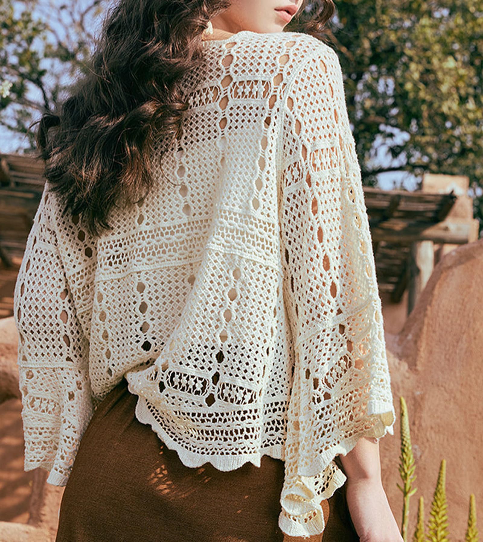 Top Copricostume da Donna In Maglia di Cotone Lavorato All'Uncinetto Stile Boho Con Maniche A Campana Trama Traforata e Cintura Inclusa