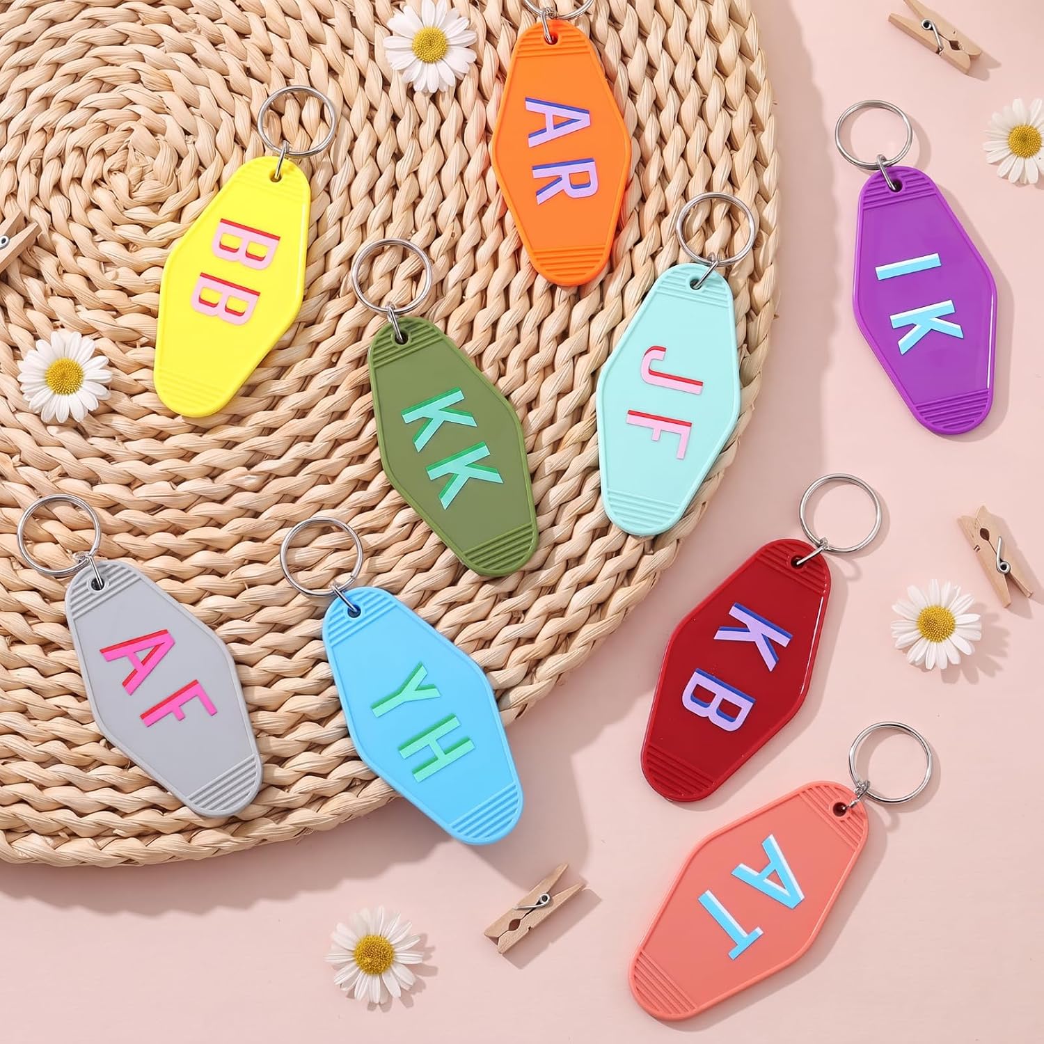 20 Pcs Hotel Keychain Blank Motel Key Chain with 5 Sheet UV Letter Stickers 20 Colors Personalized Custom Name Key Rings Rhombus Vintage Tags for DIY Keychains Crafts Ornament Luggage Tag