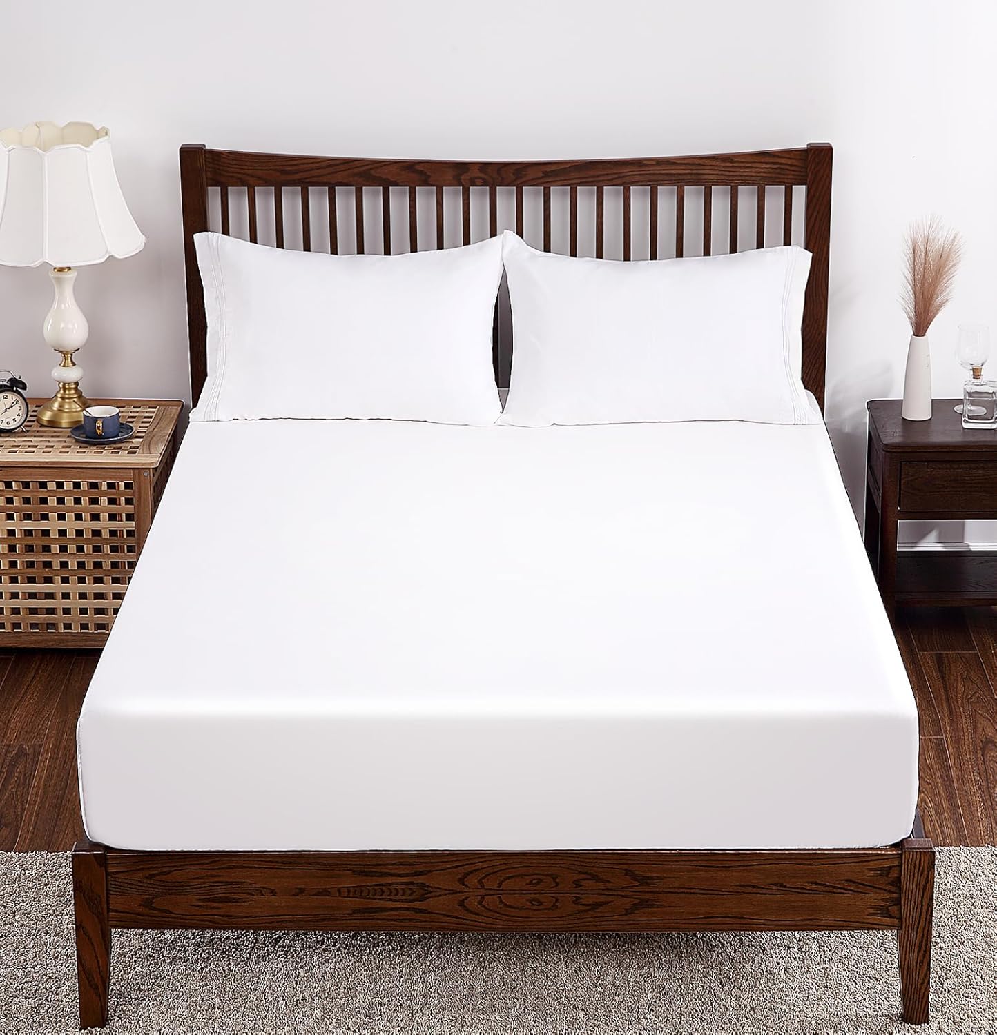 Bamboo Viscose Fitted Sheet Queen Size Only, 400 Thread Count, 8-16" Deep Pocket, Cooling Breathable Silky Smooth Soft Bottom Sheet for Hot Sleeper (White, Queen)