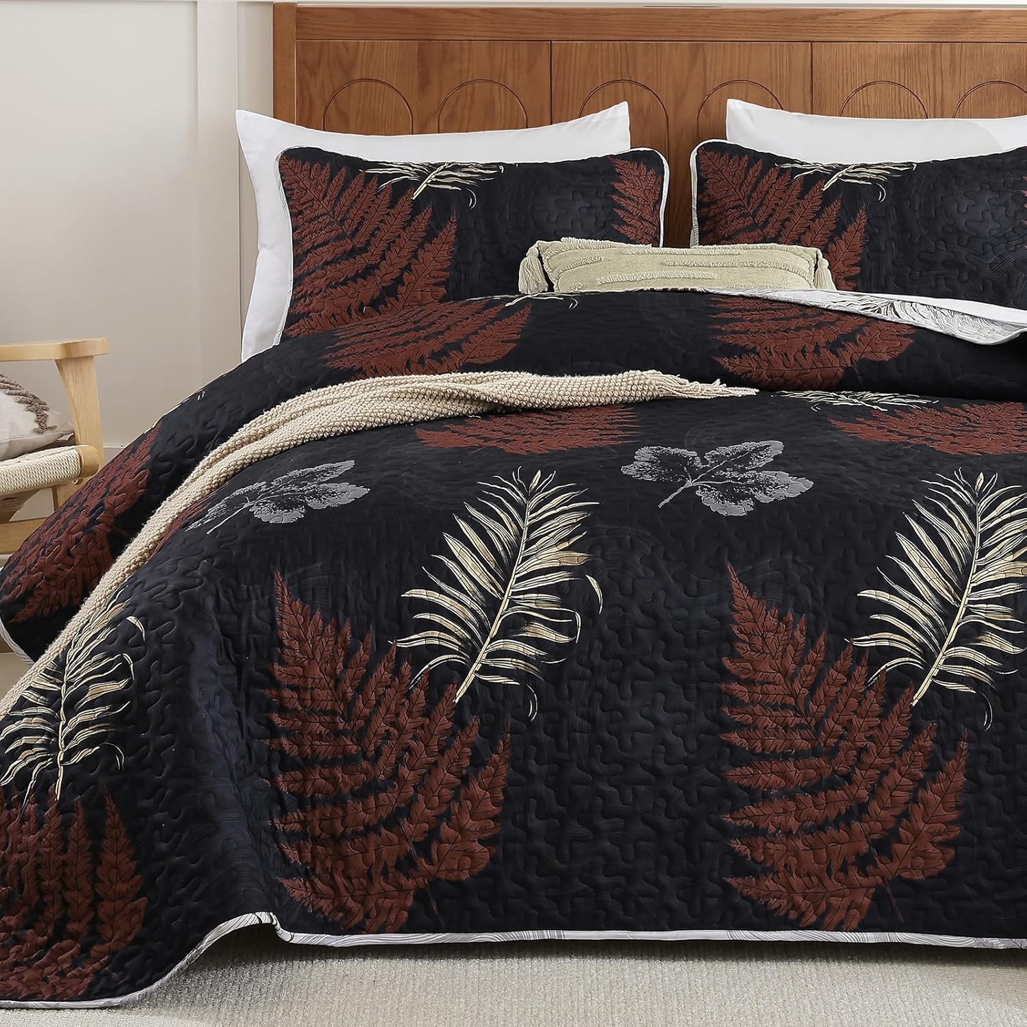Dinjoy Black Red Quilt Set Queen Size Floral Reversible Bedspread Coverlet Botanical Leaves Pattern Quilted Bedding Set, 3 Piece Soft Microfiber Daybed Cover for All Season(96''x90'')