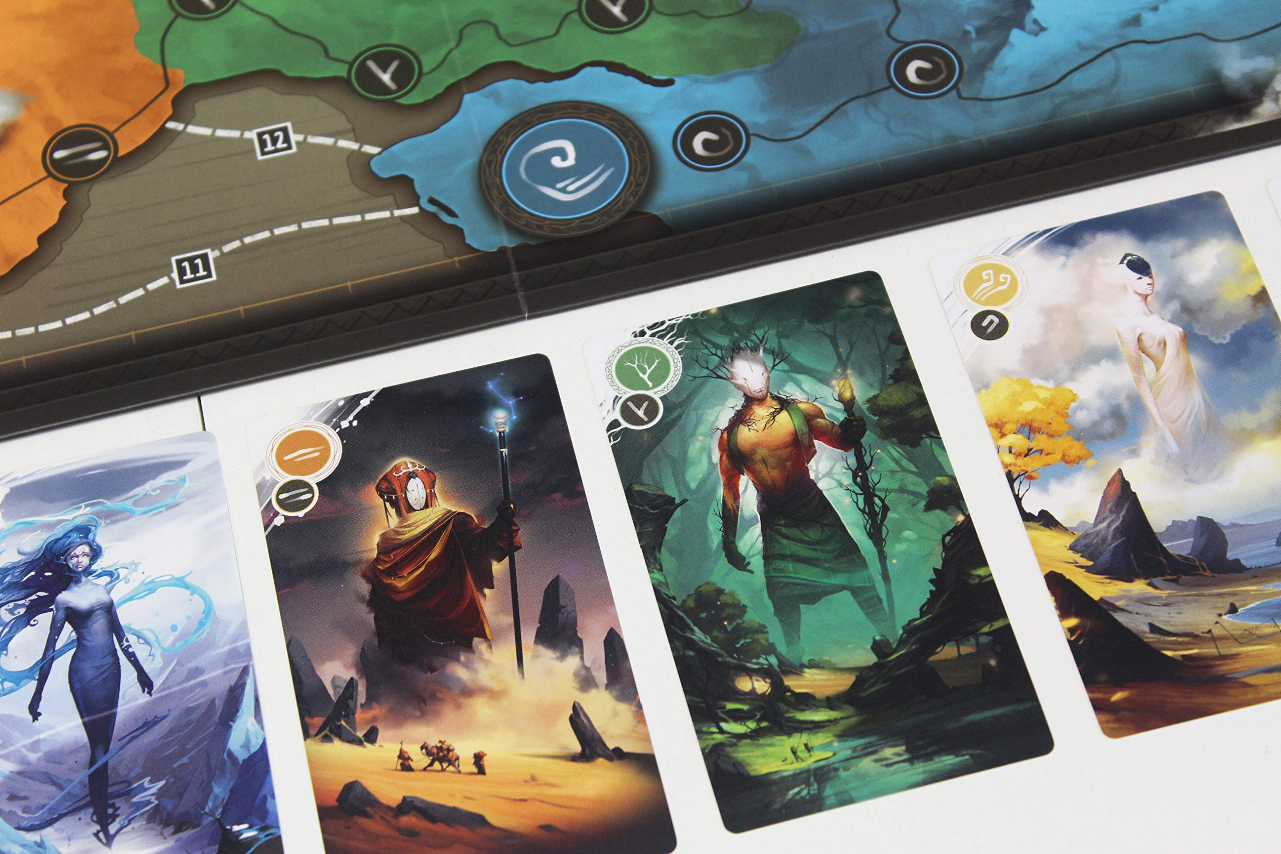 TCG Factory IWARI Juego de mesa para 2 a 5 jugadores. A partir de 14 años de edad. Perfecto para iniciarse en los juegos de mesa modernos.