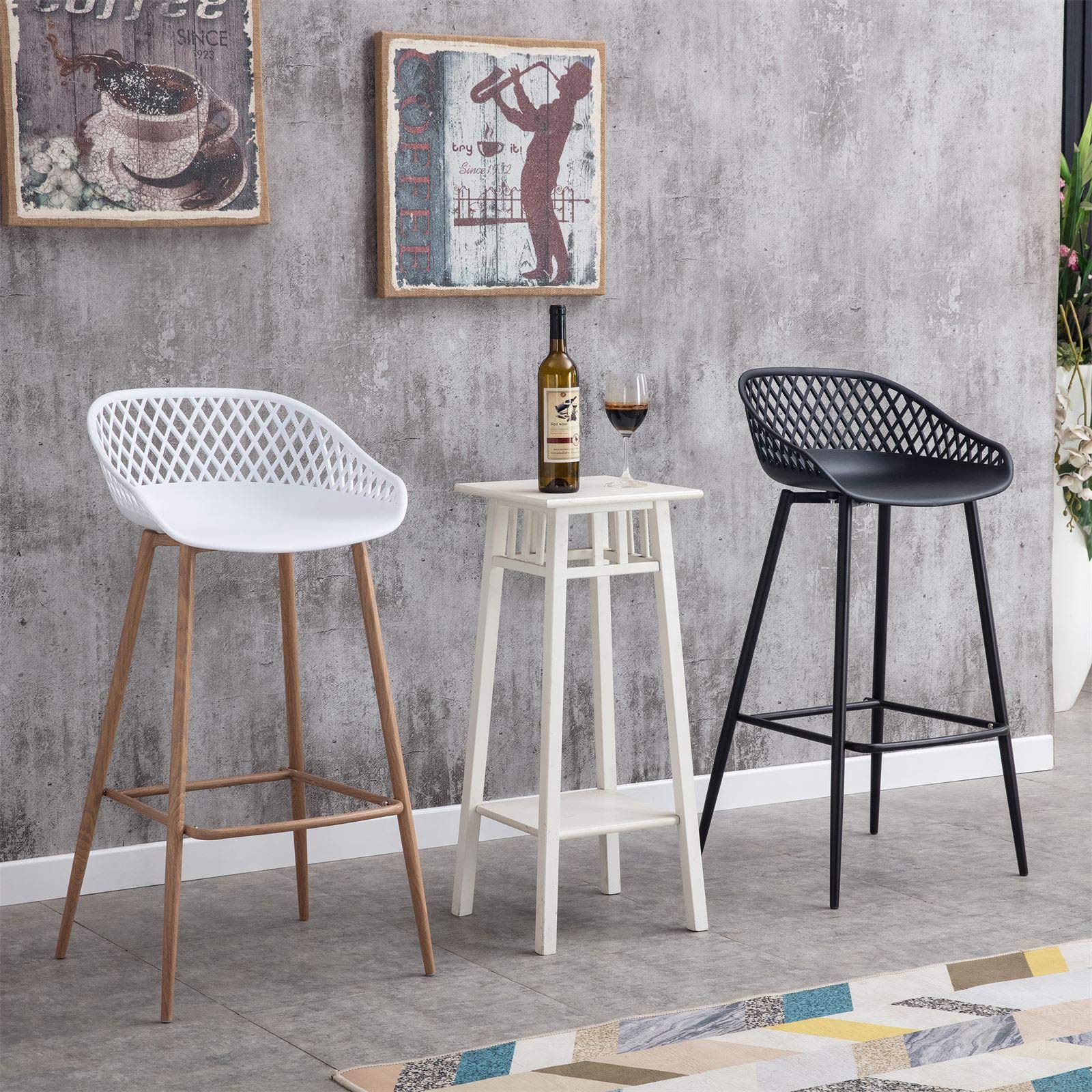 IDIMEX Lot de 2 tabourets de Bar IREK Chaise Haute pour Cuisine ou comptoir au Design Retro avec accoudoirs, en Plastique et métal Noirs, Hauteur d'assise 75 cm