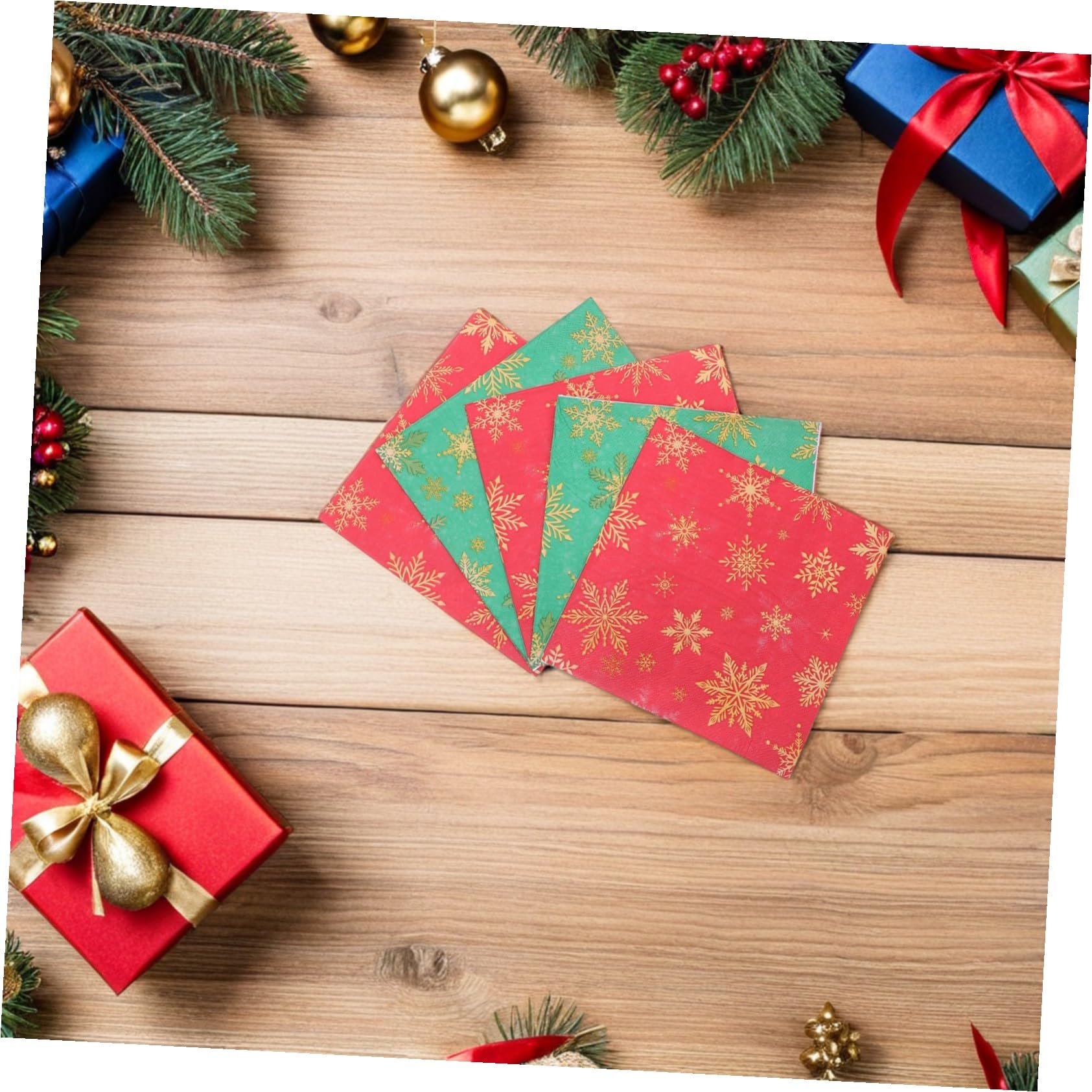 PLAFOPE 100 Piezas Unidades Servilletas Desechables de Papel con de Rojas y Verdes para Navidad Servilletas para Mesa de Fiesta y Cena Navideña para Decoración Temática Invernal