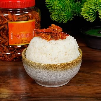 Chili Crisp,Chili Crunch,Spicy Chili Crisp,250g/Can,2Can 500g,Dried Chinese Specialties,Seasoned Vegetable Side Dishes,For ramen,salad,sushi toppings,Perfect Healthy Snack for Spicy Food Lovers. (2)